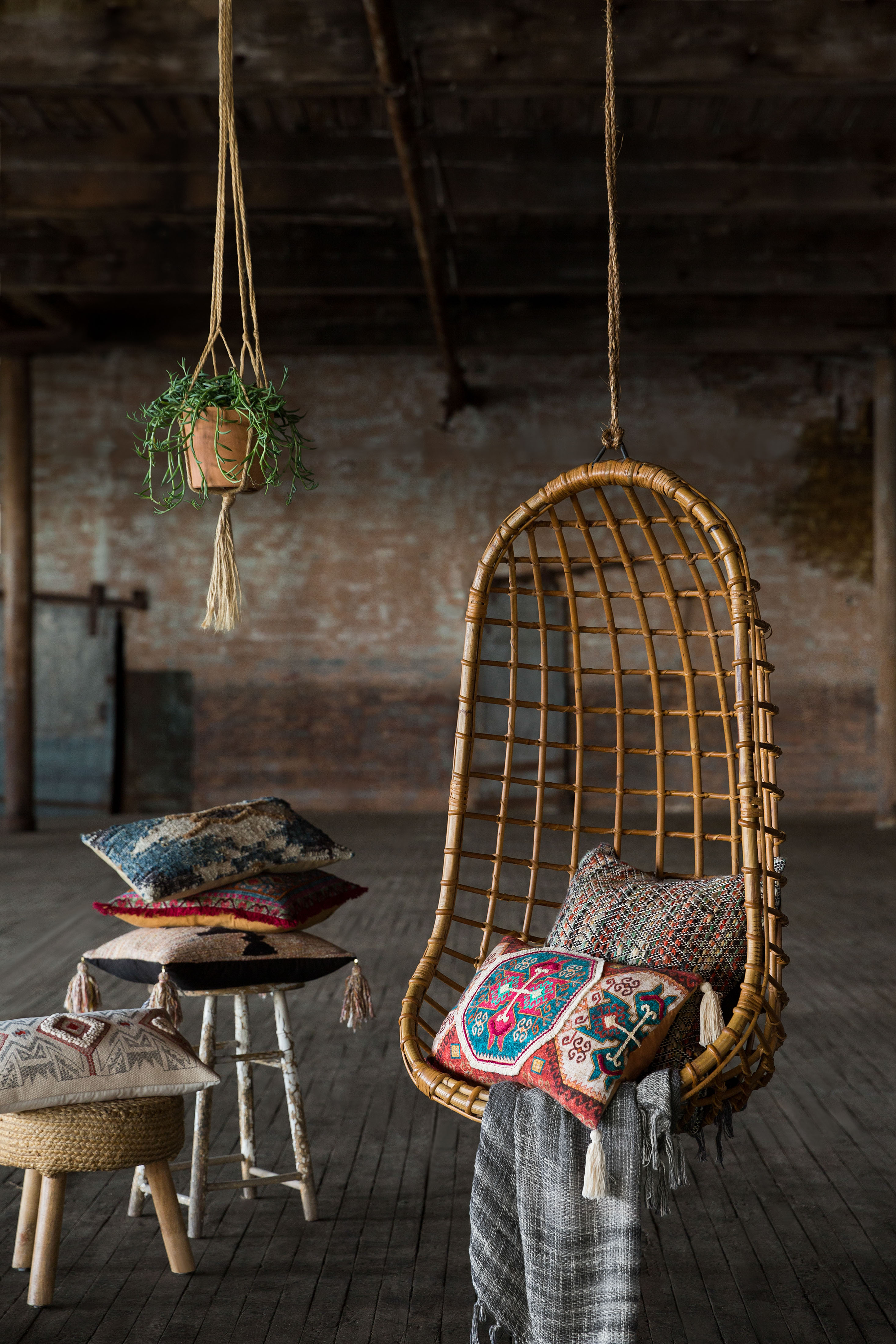 Loloi Pillows Pillow, Decorative Pillow, 13" length x 21" width View 2