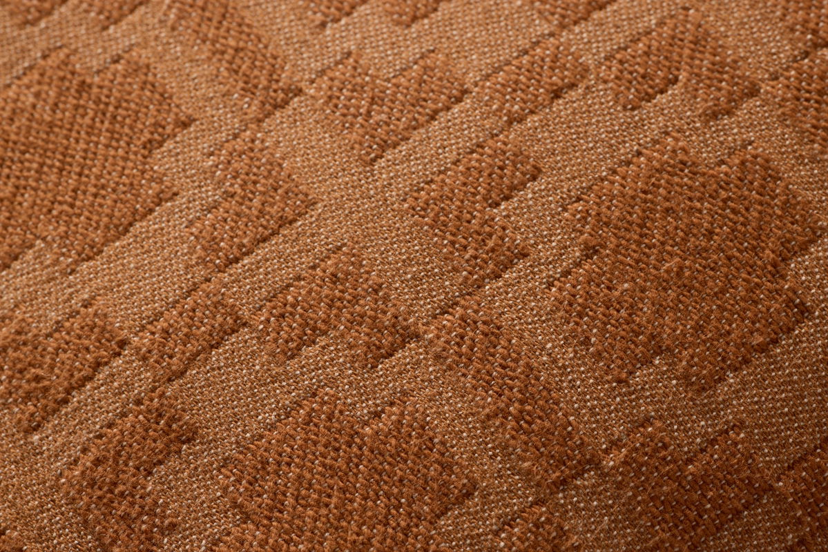 Loloi Rust Pillow, Decorative Pillow, 18" length x 18" width View 3