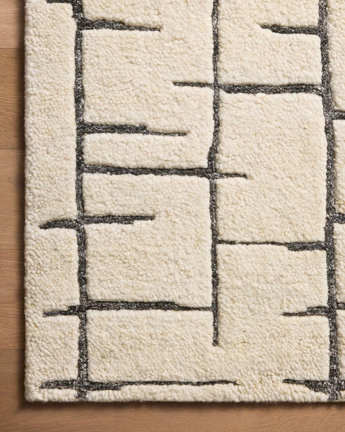 Loloi Octavia Rug, 7'9" length x 9'9" width View 4