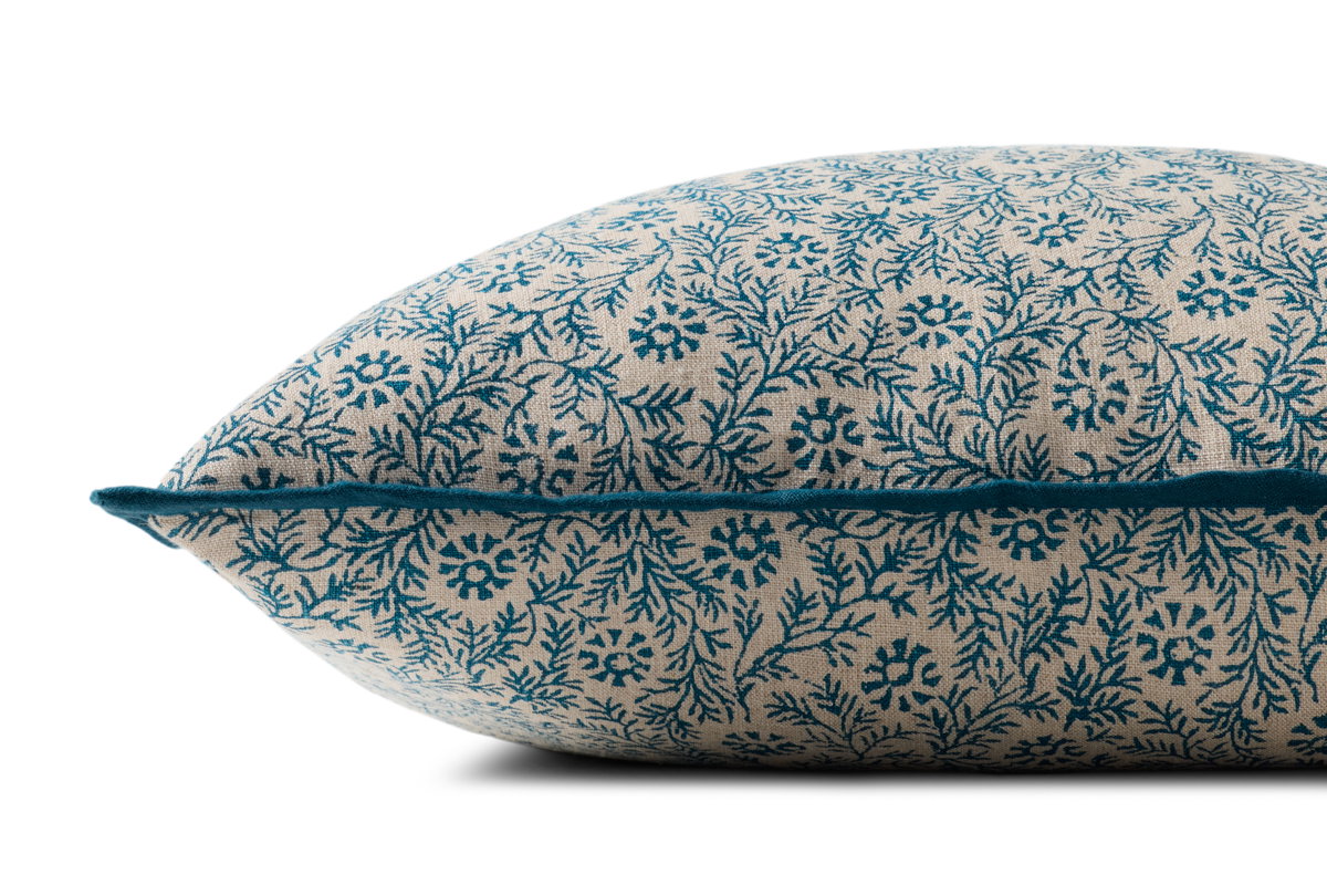 Loloi  Pillow, Decorative Pillow, 18" length x 18" width View 2