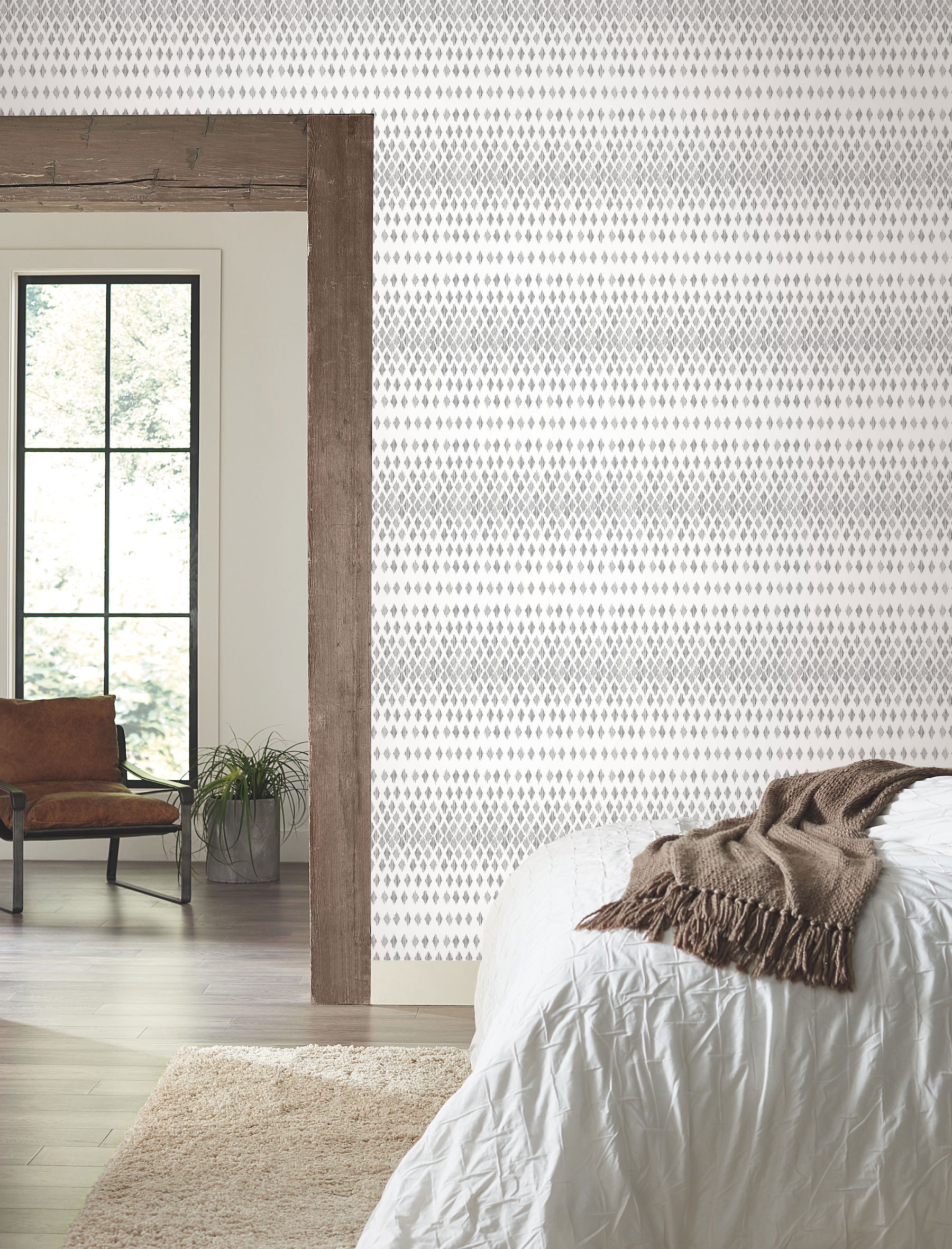 Diamond Ombre Black & White Wallpaper large image 