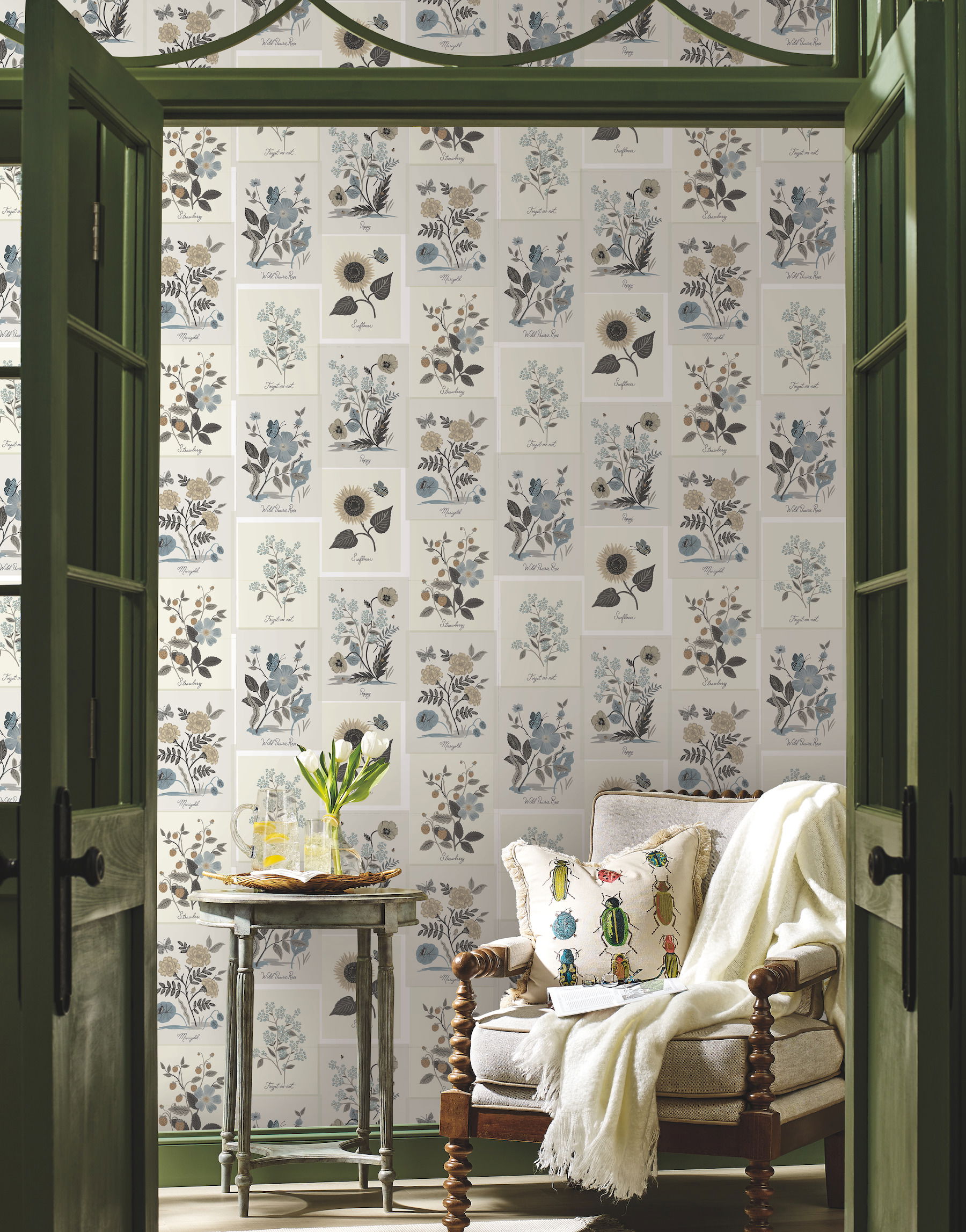 Botanical Prints Beige & Black Wallpaper large image 