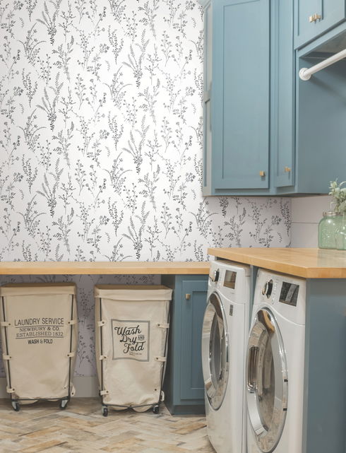 Wildflower Sprigs Black & White Peel & Stick Wallpaper