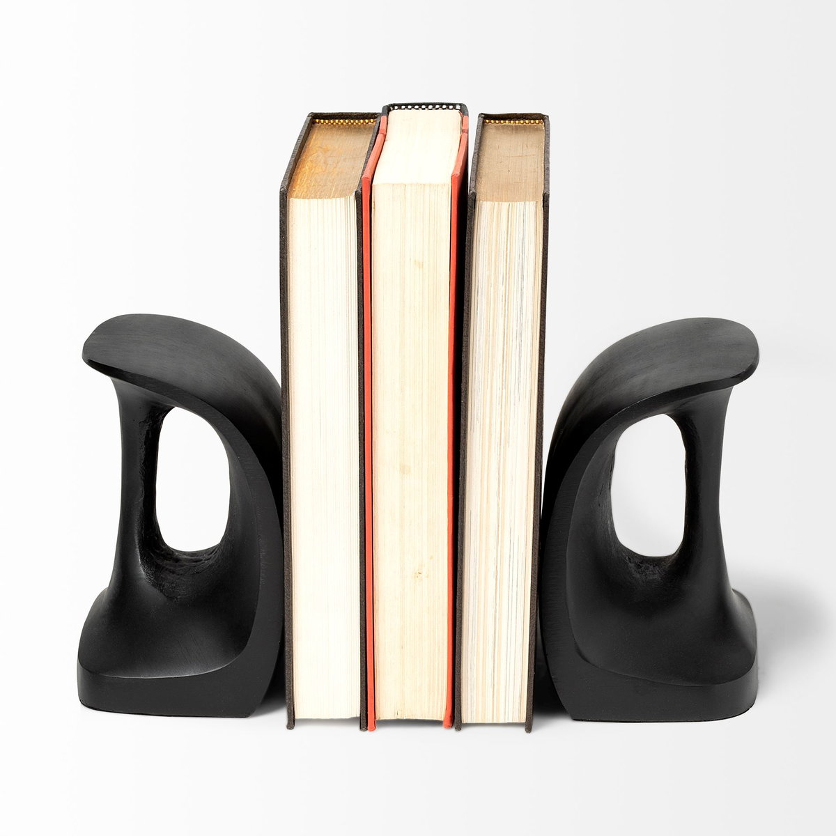 Last Cobbler's (Set of 2) 8L x 6W Black Shoemaker Tool Bookends, by Mercana, 7.5" length x 5.5" width x 6" height View 5