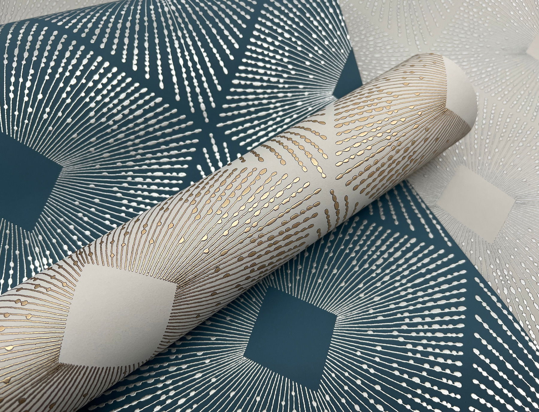 Harlowe Light Grey & Silver Wallpaper large image 