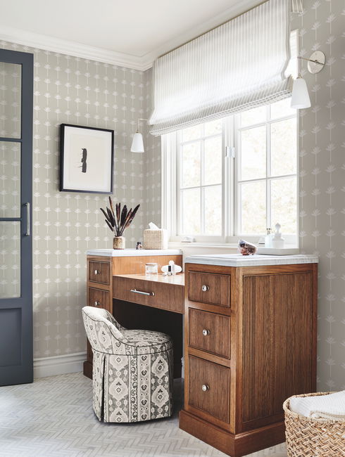Palm Bay Beige Wallpaper