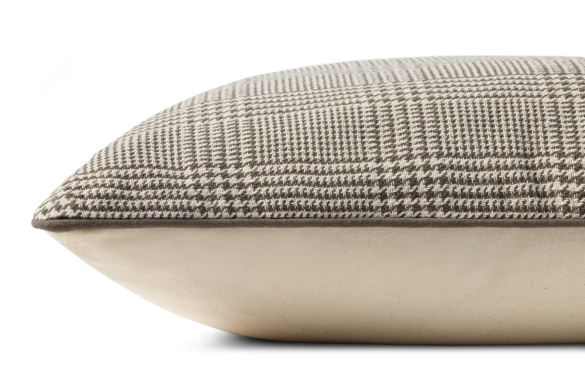 Amber Lewis x Loloi Navarro Pillow, Decorative Pillow, 22" length x 22" width View 2