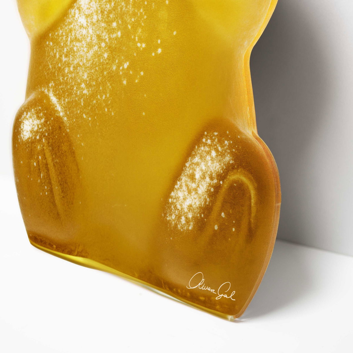 Gummy Bear Yellow (No Embellishment), Art by Oliver Gal,  15x10 View 5