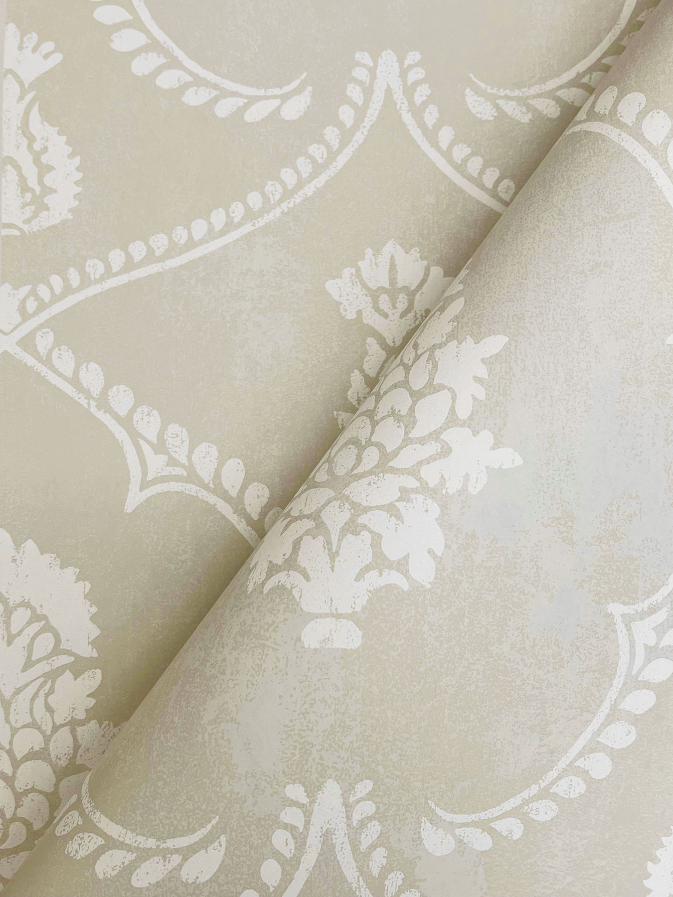 Royal Damask Soft Grey Wallpaper large image 