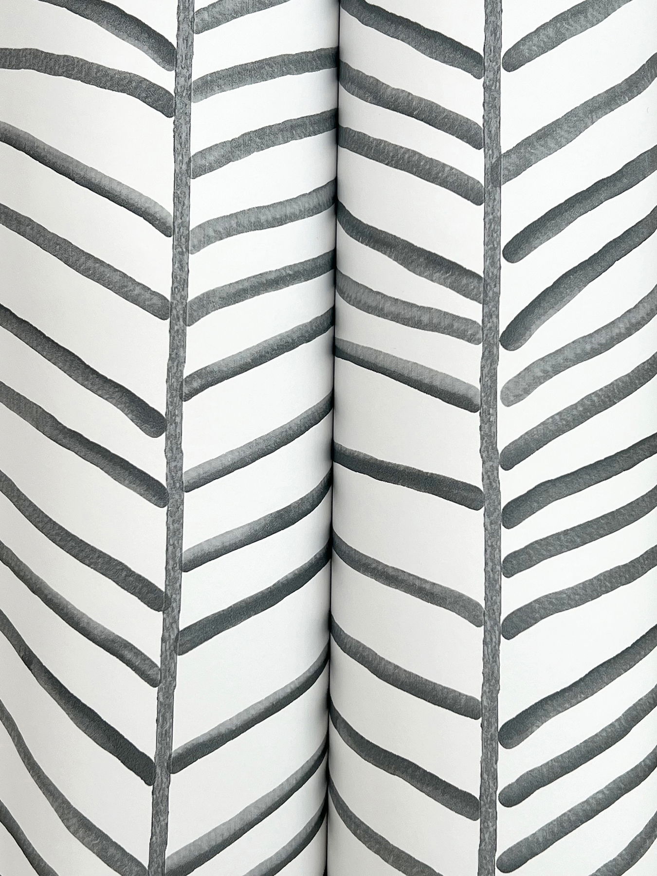 Cascade Palm Chevron Onyx Wallpaper large image 