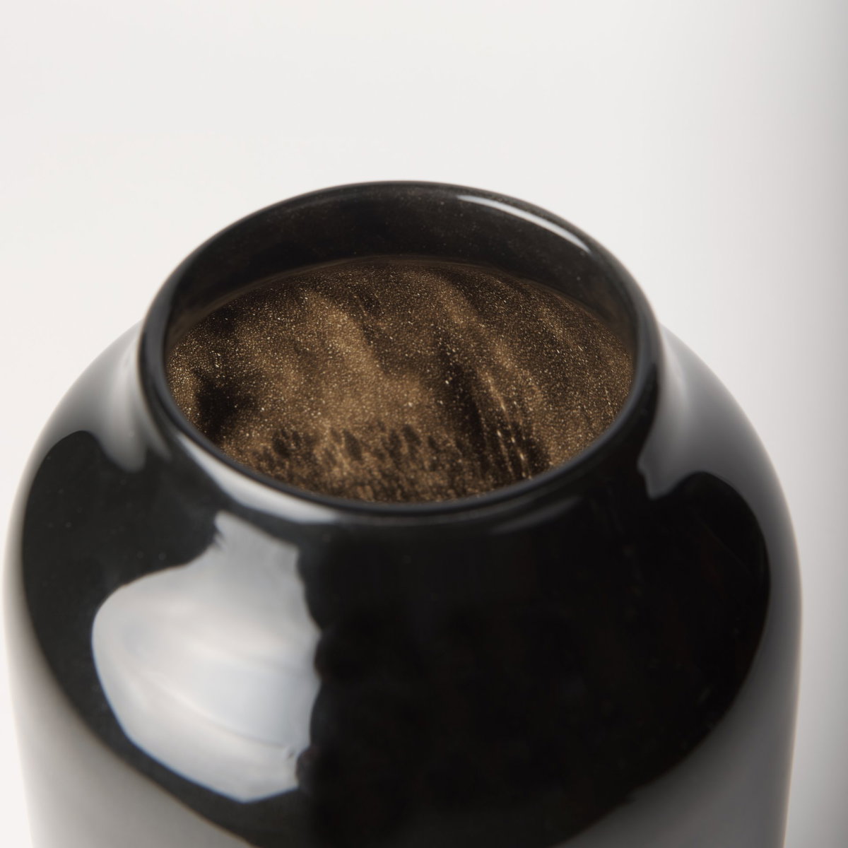 Emu Short Black with Gray Vase, by Mercana, 5.2" length x 5.2" width x 10.08" height View 9