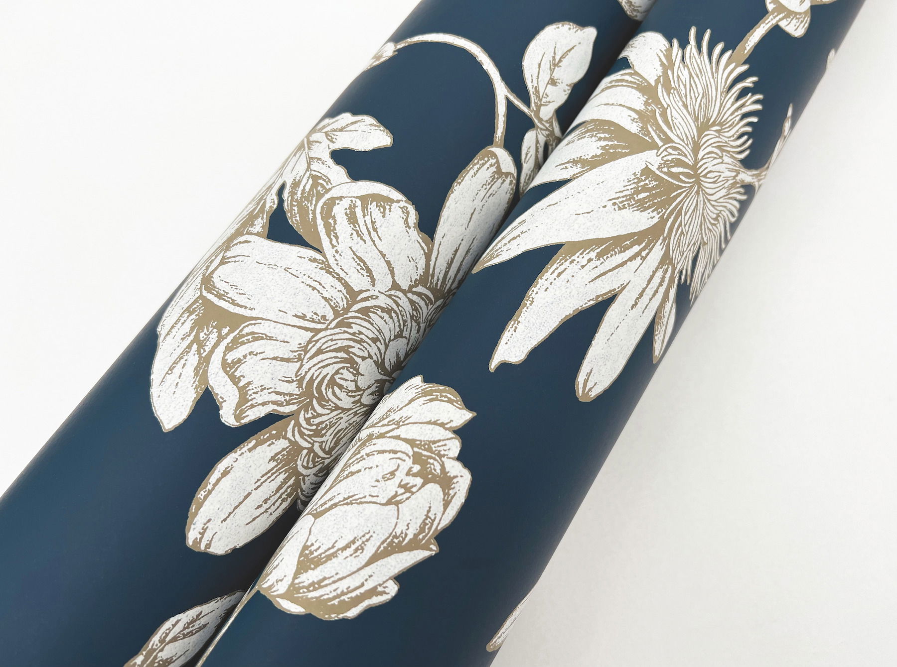 Passion Flower Toile Navy Wallpaper large image 