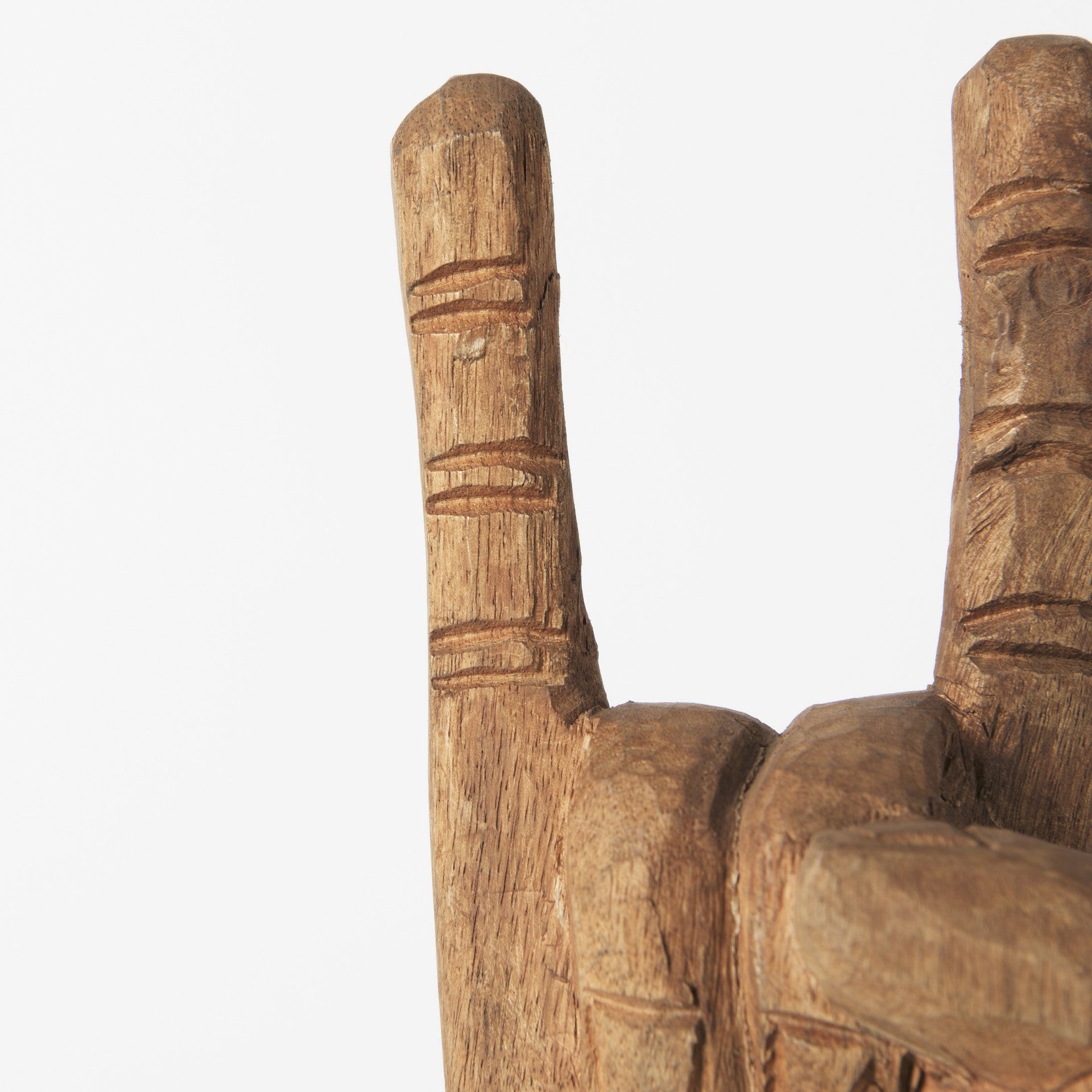 Saxum 4L x 4W Natural Wooden Carved Hang Loose Hand large image 
