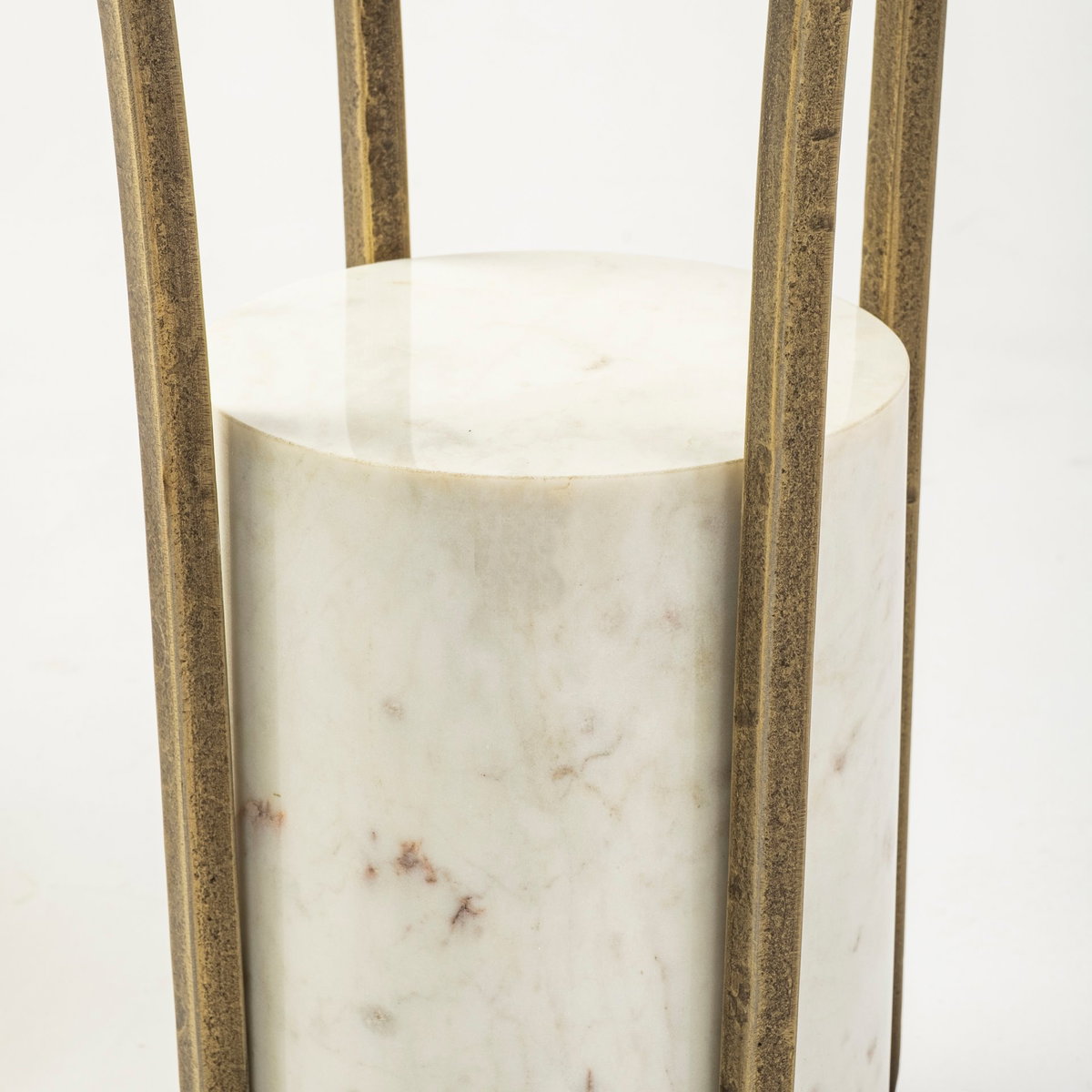 Jacinta II 21' Round Glass Top Metal and Marble Pedestal End/Side Table, Side & End Table by Mercana, 21" length x 21" width x 24" height View 4