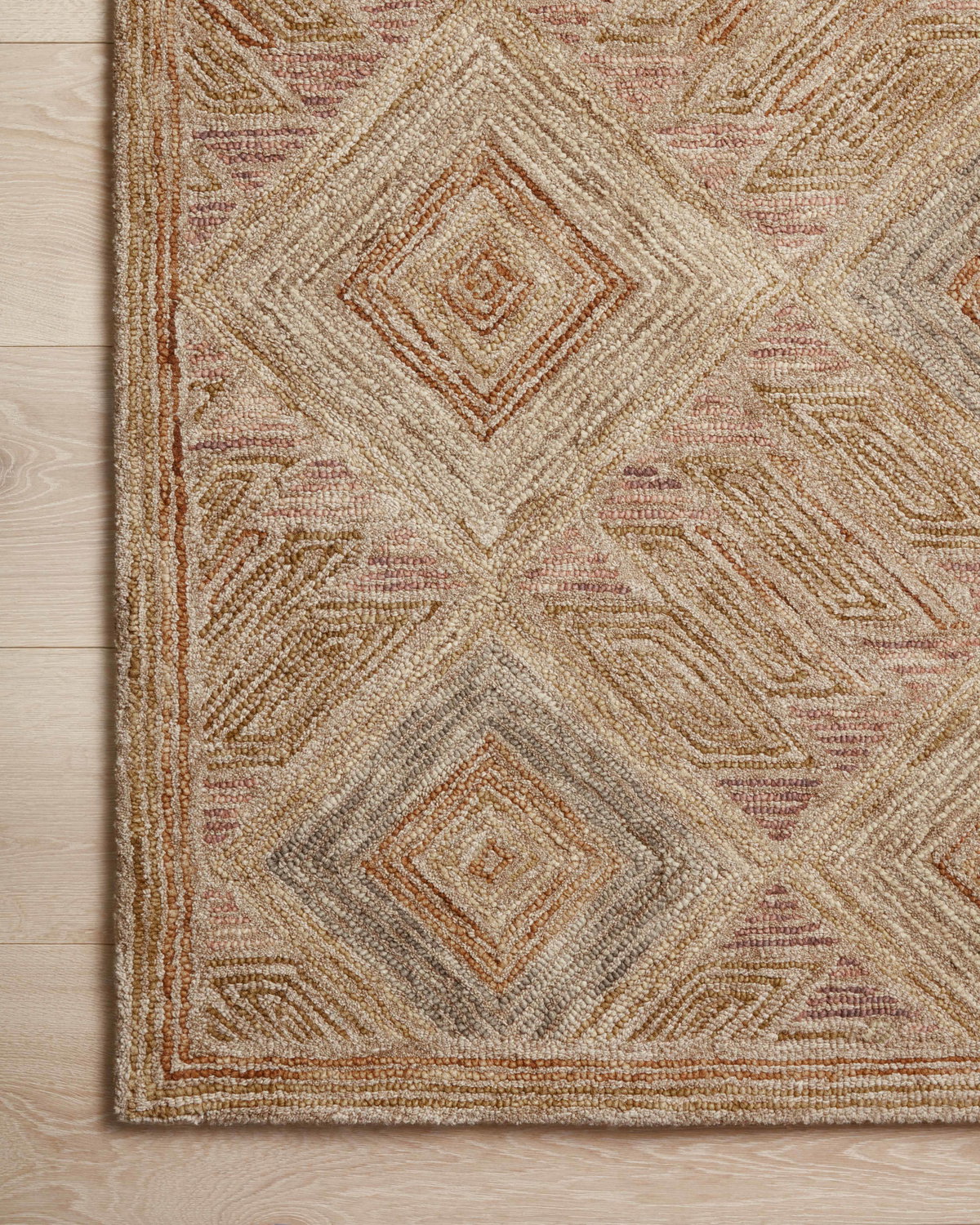 Loloi Varena Rug, 1'6" length x 1'6" width View 5