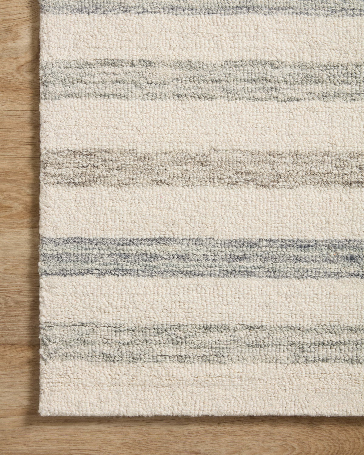 Chris Loves Julia x Loloi Chris Rug, 1'6" length x 1'6" width View 8