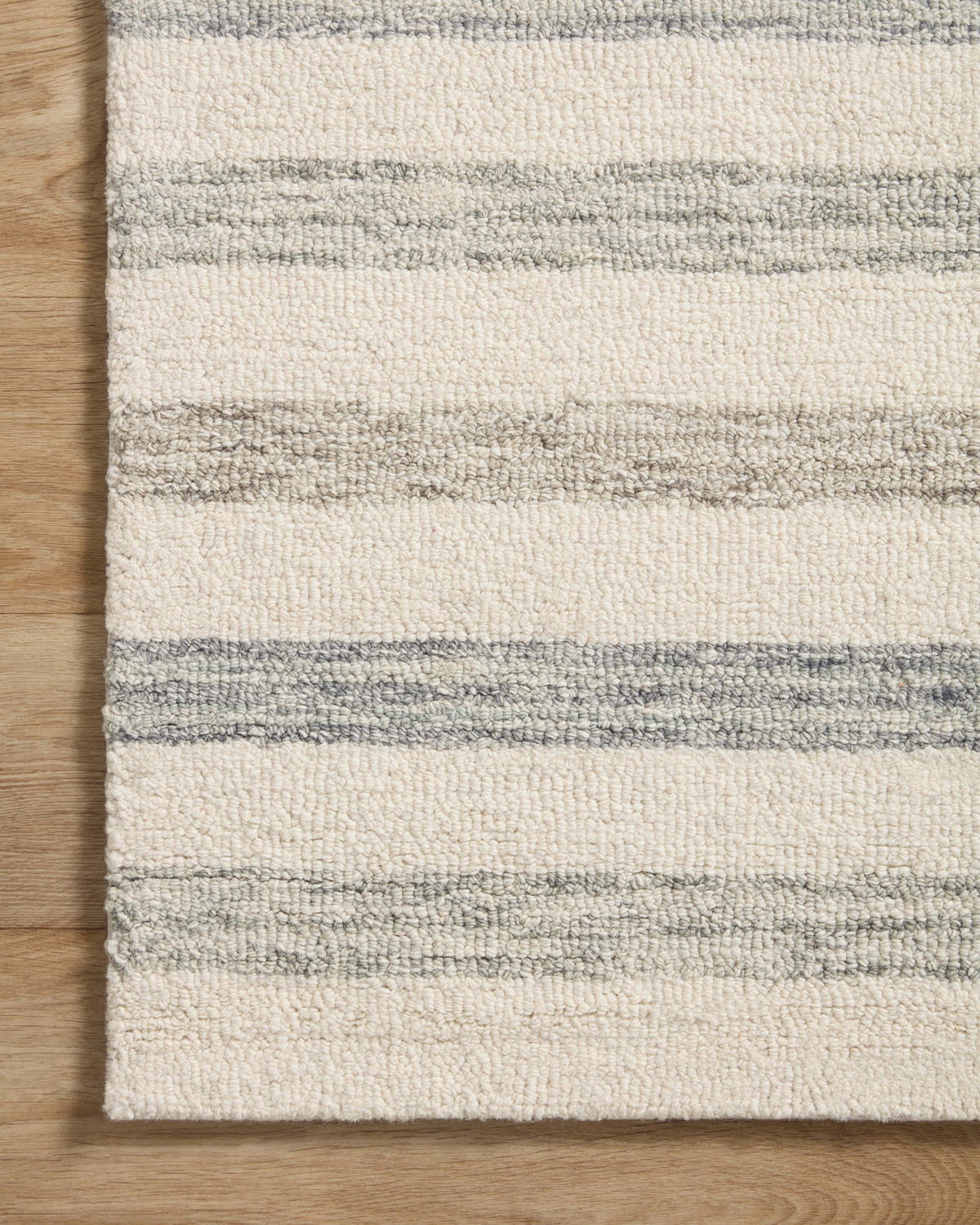 Chris Loves Julia x Loloi Chris Rug, 2'6" length x 9'9" width View 8
