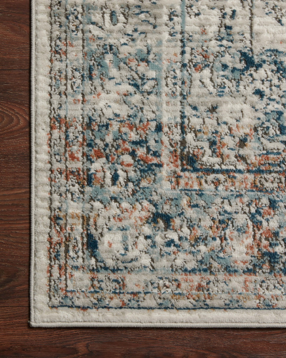 Loloi Bianca Rug, 2'8" length x 7'6" width View 4