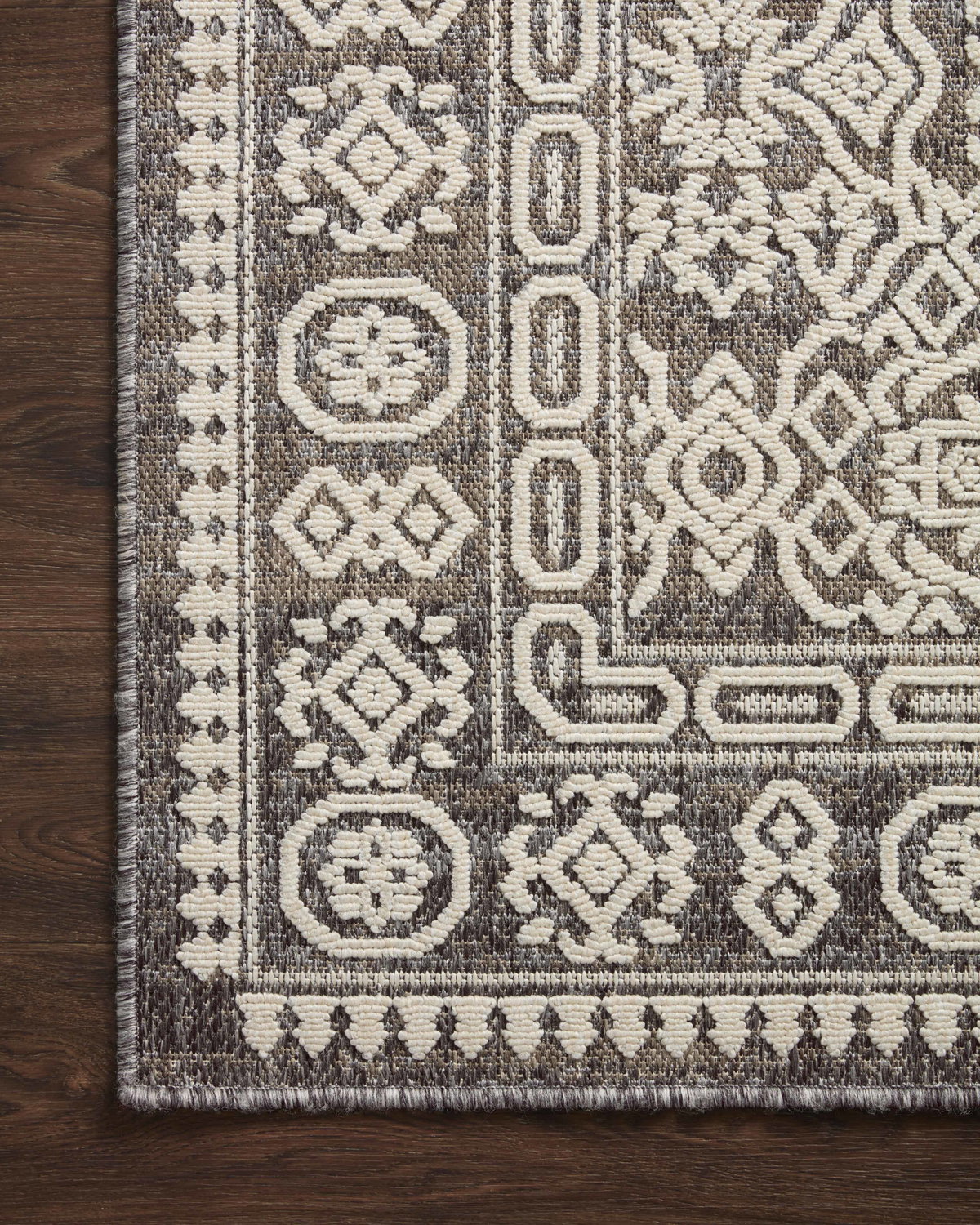 Loloi Rainier Rug, 1'6" length x 1'6" width View 6