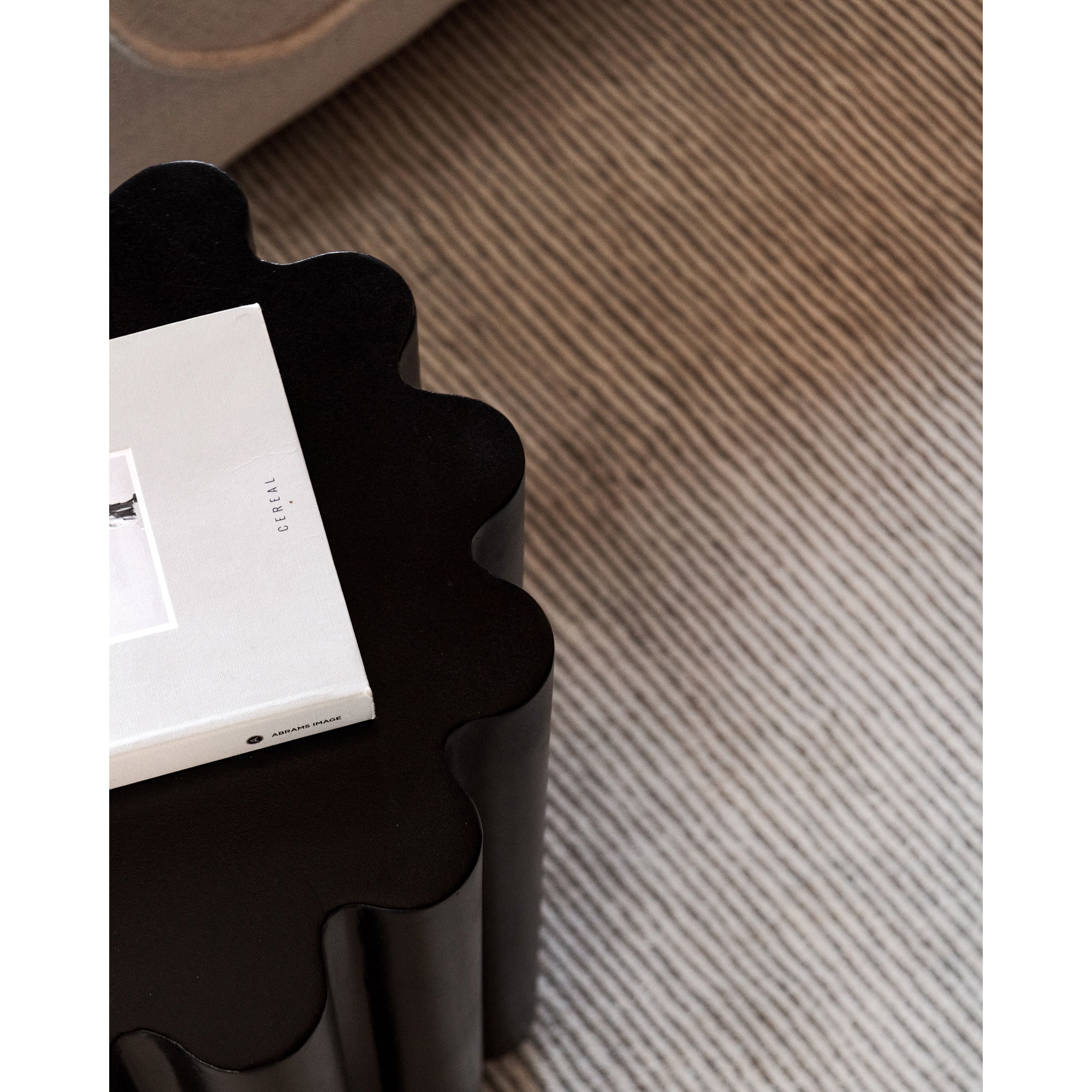 Taffy Accent Table Black large image 