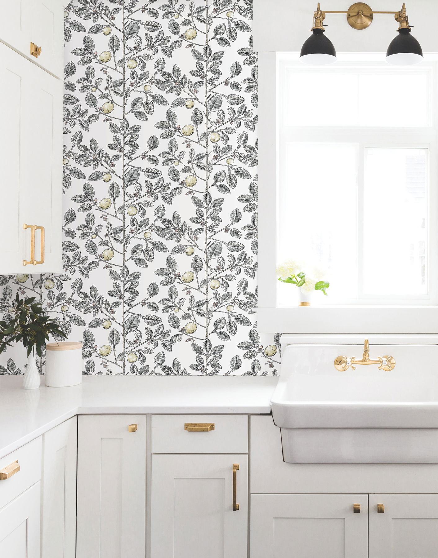 Limoncello Toile Black Wallpaper large image 