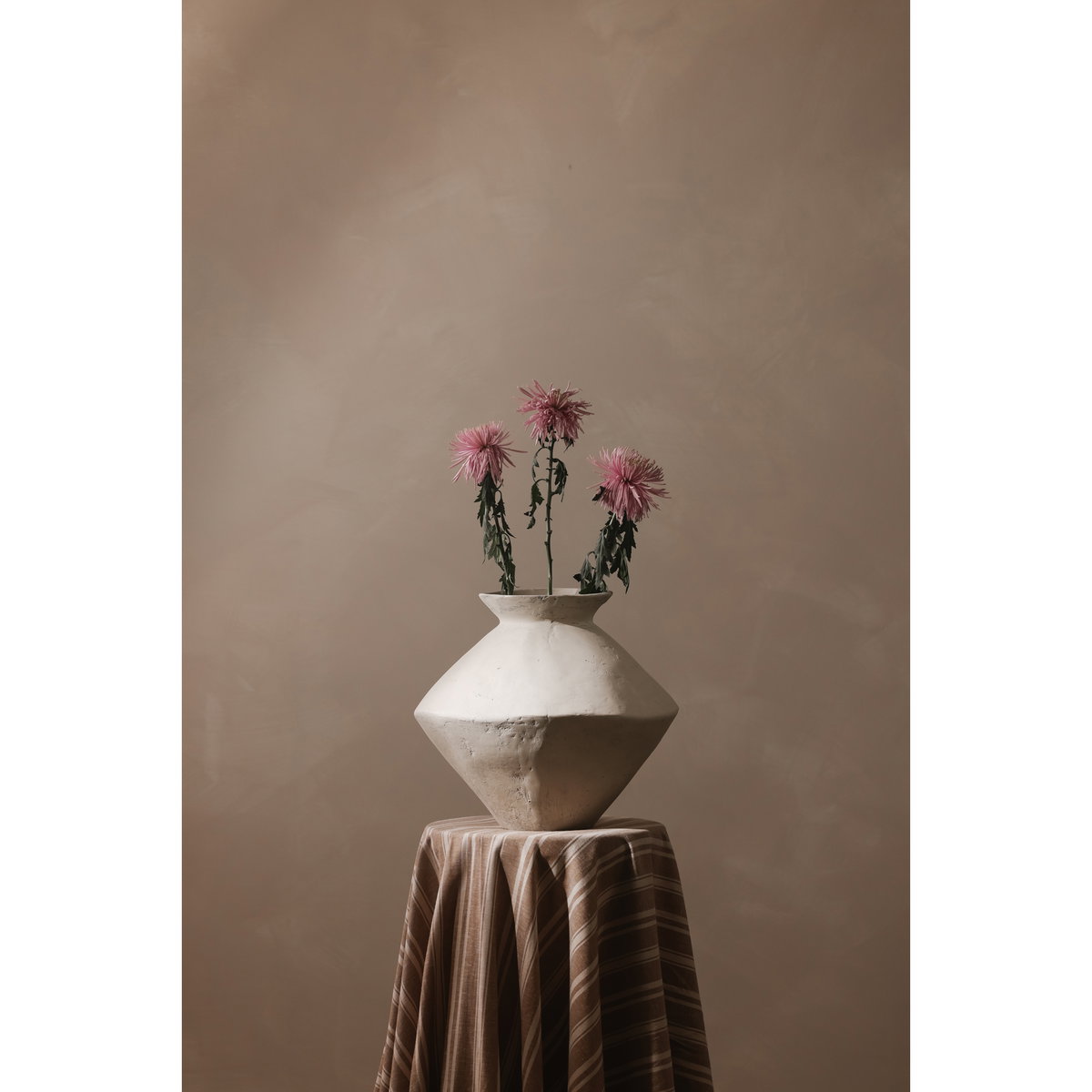 Raja Medium Decorative Vessel White, Vase by Moe's Home, 15" width x 14" height x 15" depth View 8