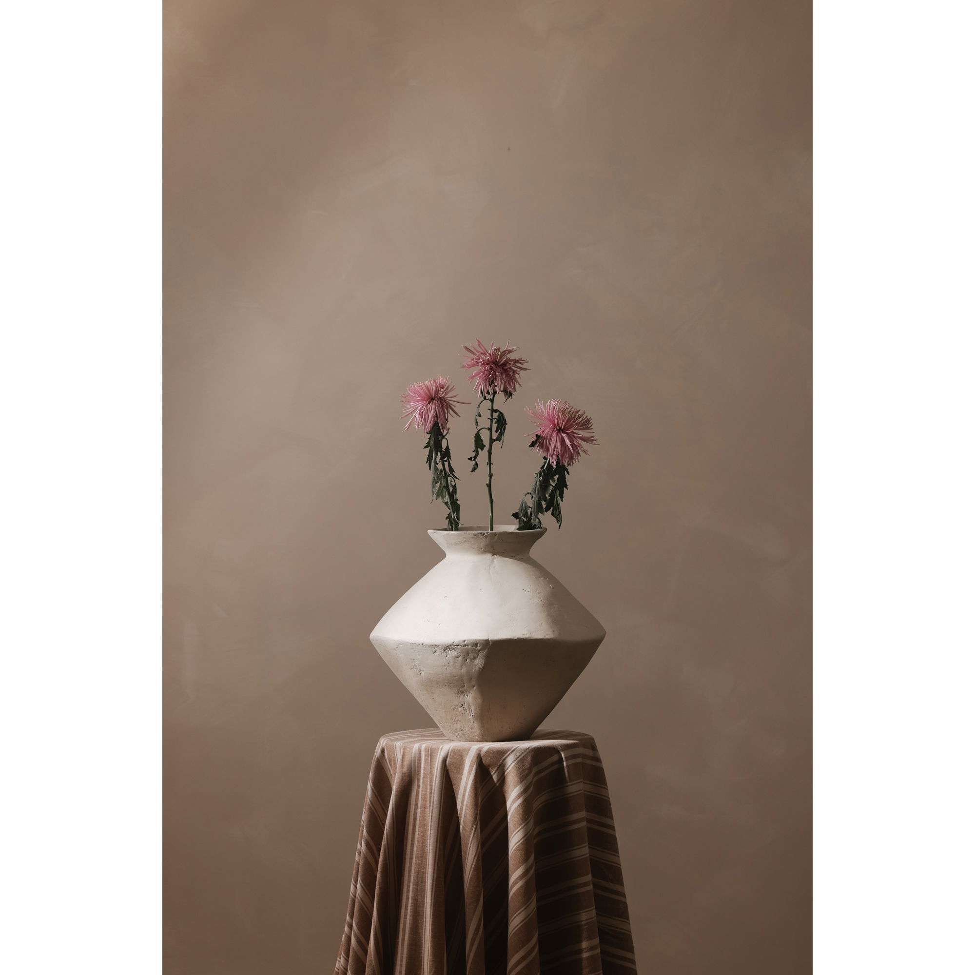 Raja Medium Decorative Vessel White large image 