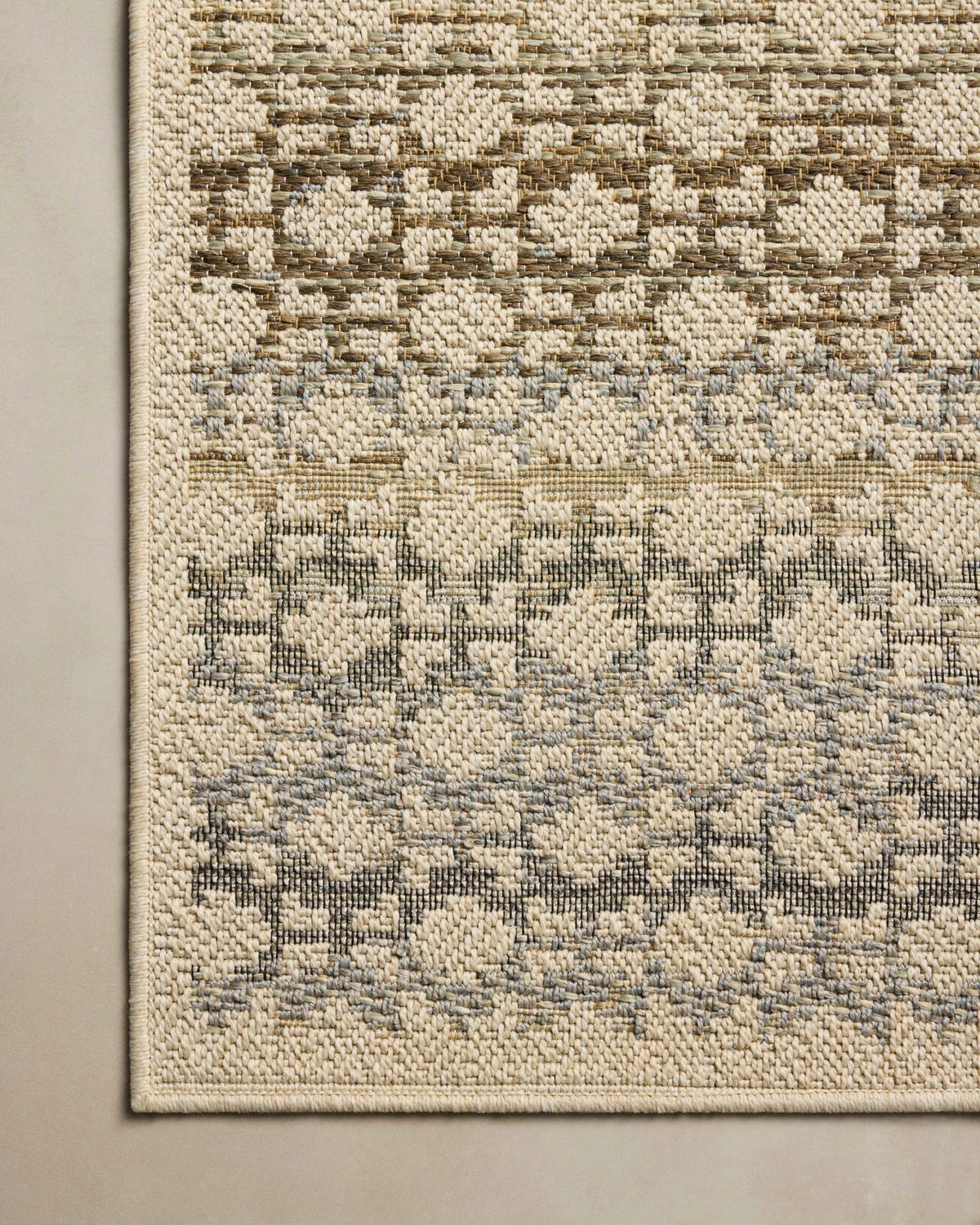 Loloi Saylor Rug, 5' length x 7'7" width View 5