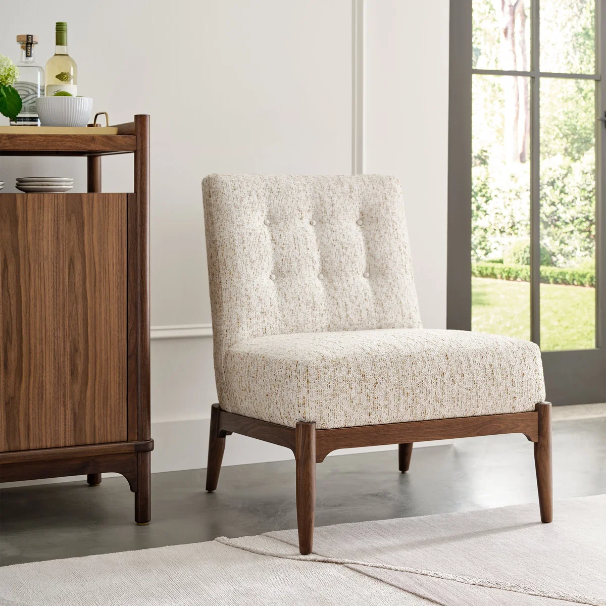 Walnut Grove Slipper Chair, Accent Chair by Stickley, 25.5" width x 33" height x 31.5" depth View 2