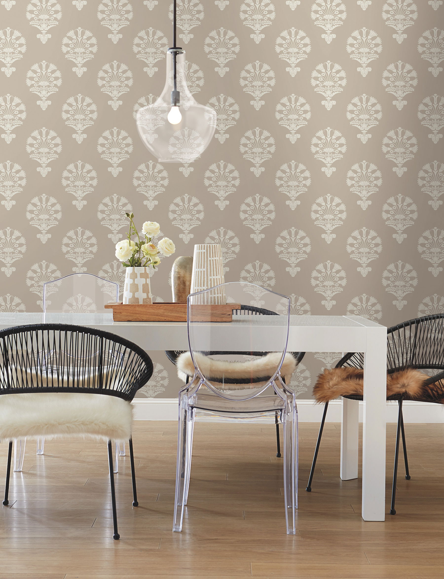 Luxor  Gold Metallic Wallpaper large image 