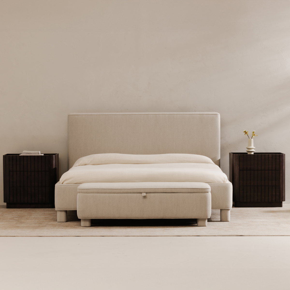 Ichigo Queen Bed Light Grey, by Moe's Home, 65.7" width x 49" height x 92" depth View 13