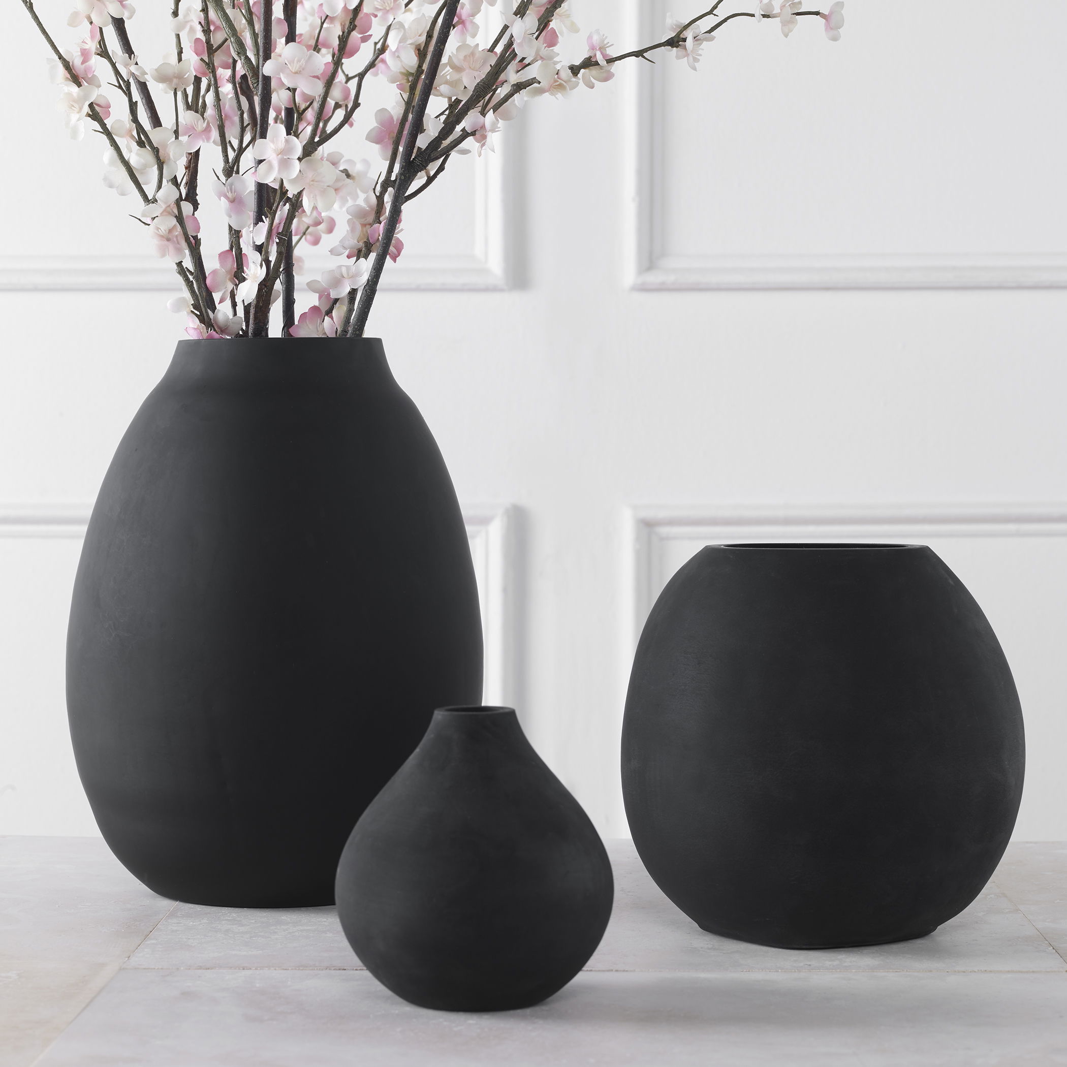 Hearth Matte Black Vases, Set/3 large image 