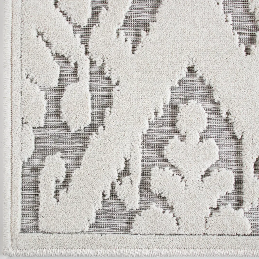 Lamanda Indoor/ Outdoor Solid Light Gray/ Ivory Area Rug large image 