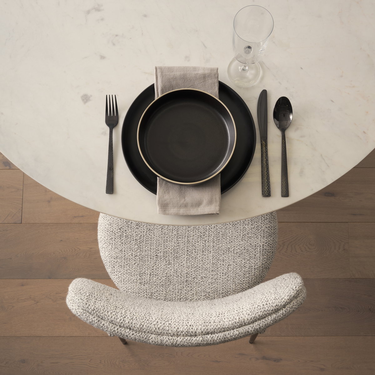 Casey Curved Back Dining Side Chair | Gray Fabric with Black Metal, Dining Chair by Mercana, 21.26" length x 20.08" width x 31.25" height View 5