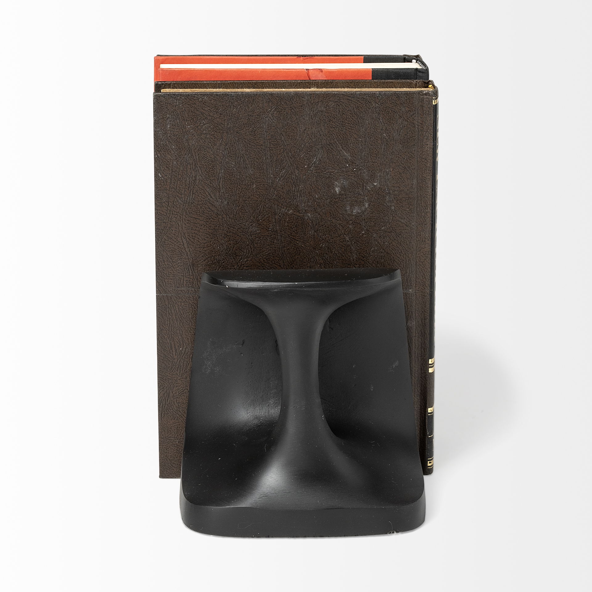 Last Cobbler's (Set of 2) 8L x 6W Black Shoemaker Tool Bookends, by Mercana, 7.5" length x 5.5" width x 6" height View 6