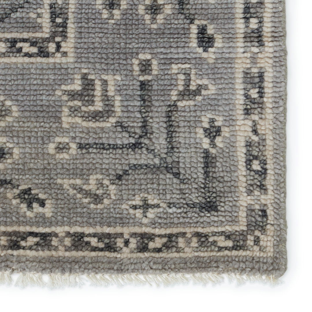 Ginerva Floral Hand Knotted Wool Gray Area Rug large image 