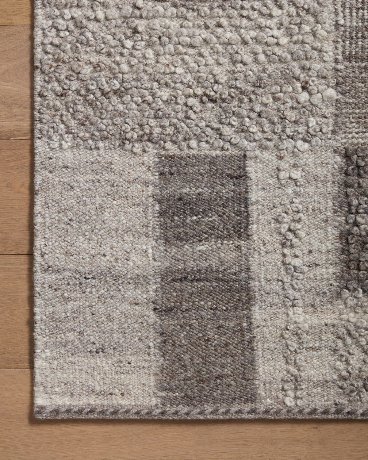 Loloi Manfred Rug, 1'6" length x 1'6" width View 3