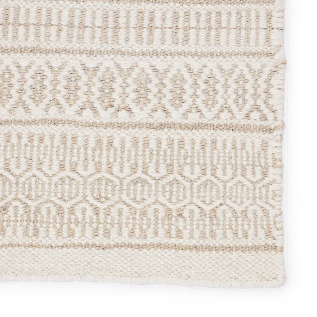 Galway Natural Trellis Ivory/ Cream Area Rug large image 