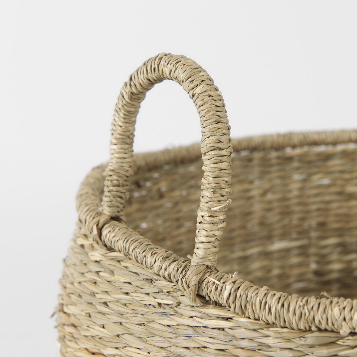 Bradley (Set of 2) Light Brown with Striped Seagrass Basket with Handles, Bins & Basket by Mercana, 18.11" length x 18.11" width x 16.14" height View 4