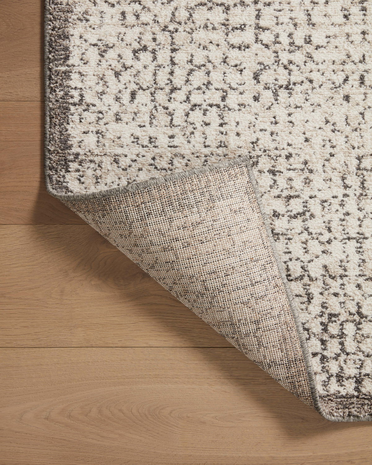 Loloi Darby Rug, 5'3" length x 7'6" width View 6
