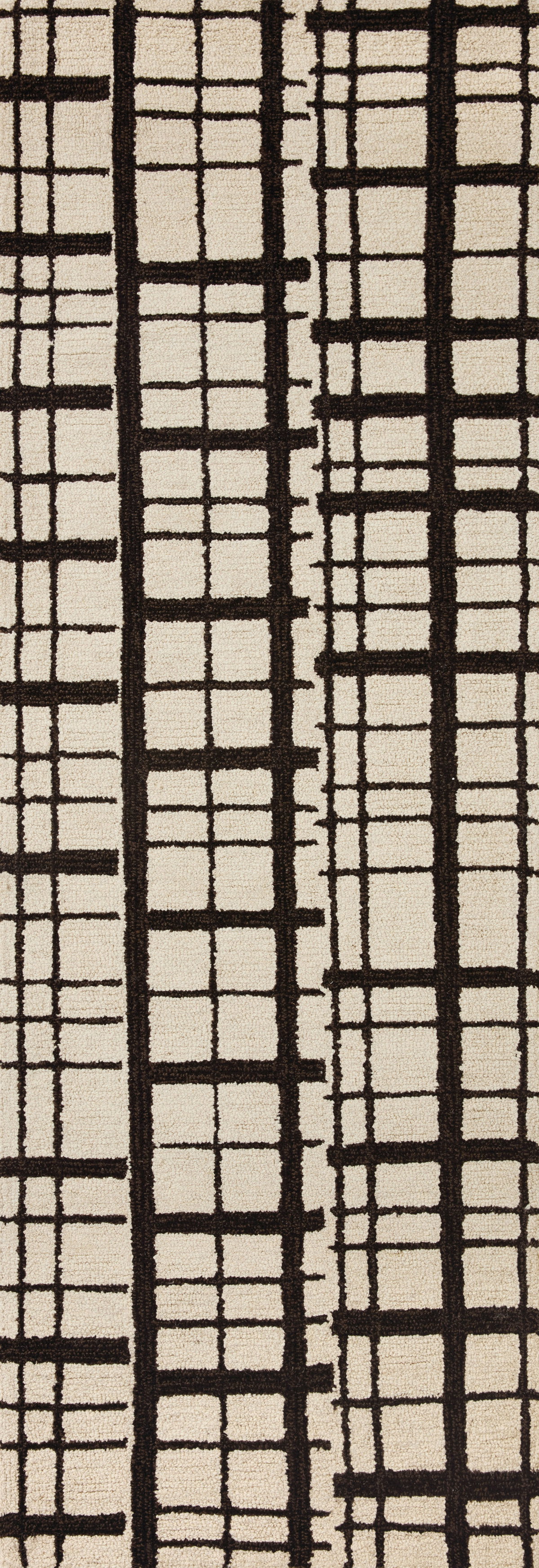 Chris Loves Julia x Loloi Polly Rug, 5' length x 7'6" width View 4