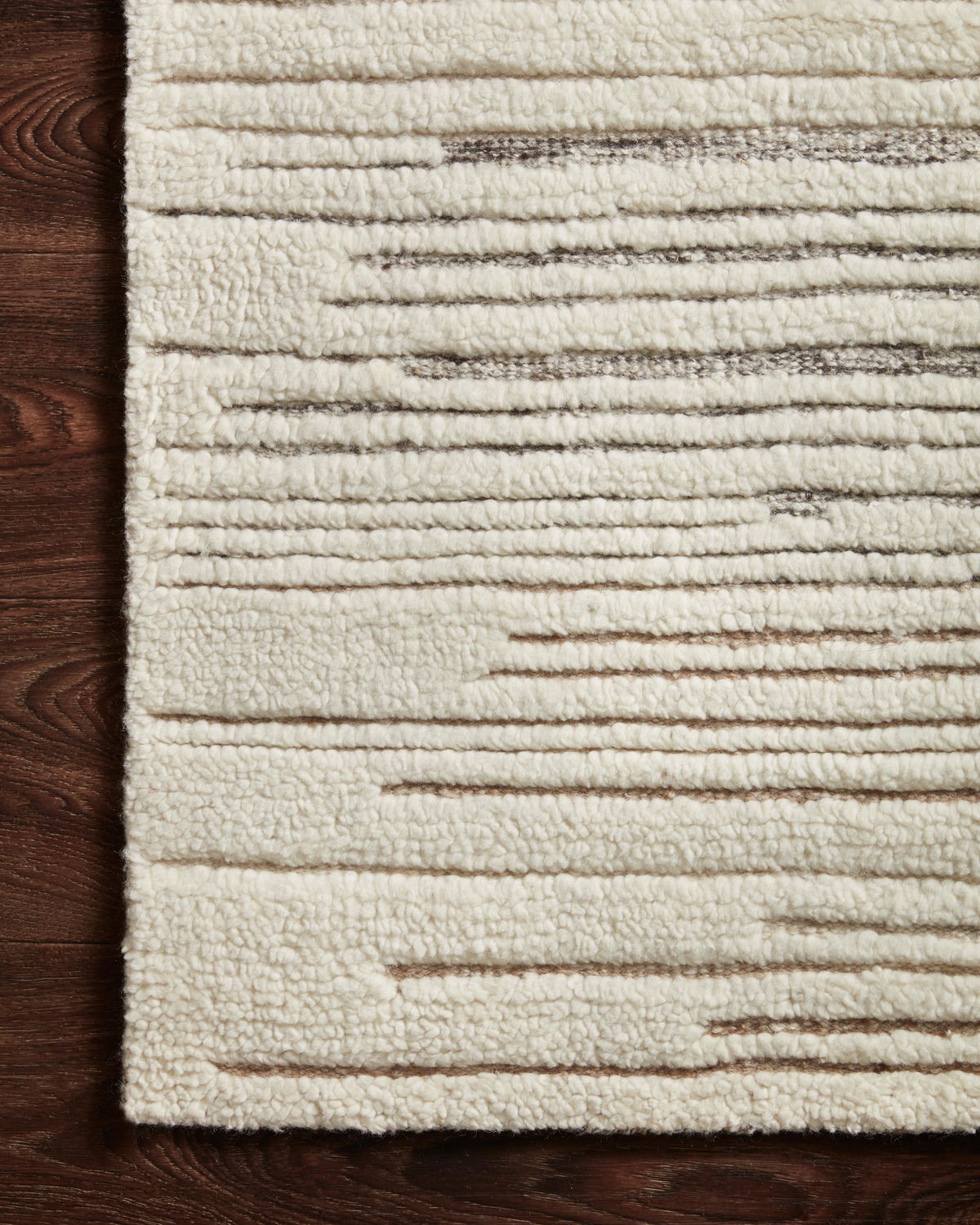 Loloi Bennett Rug, 5'6" length x 8'6" width View 3