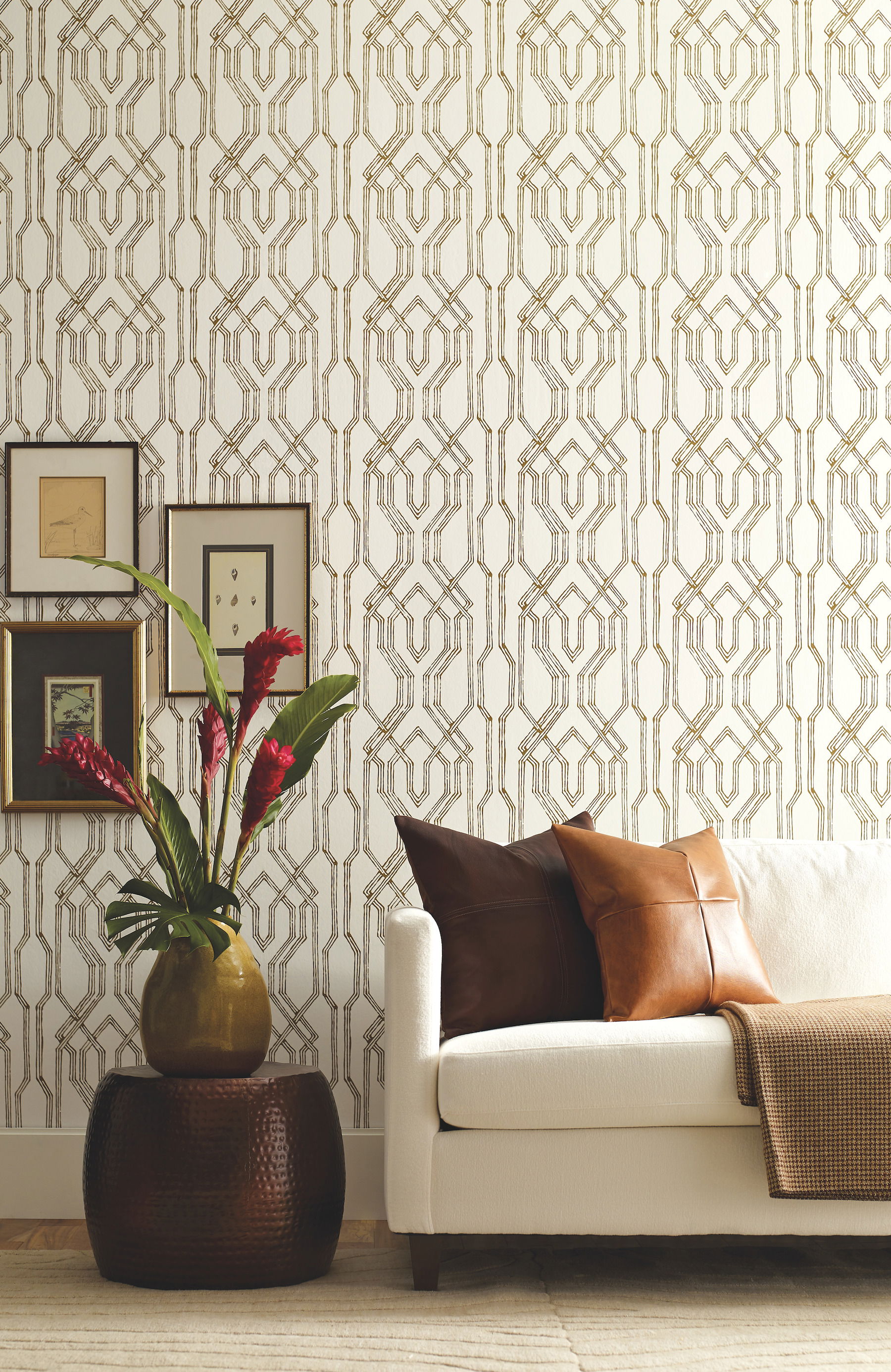 Oriental Lattice White & Gold Wallpaper large image 