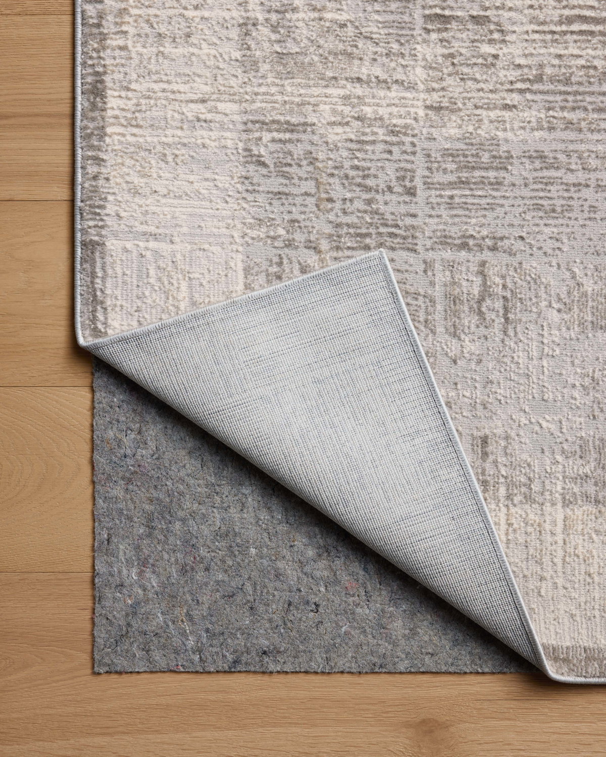Loloi Hollis Rug, 2'7" length x 4' width View 6
