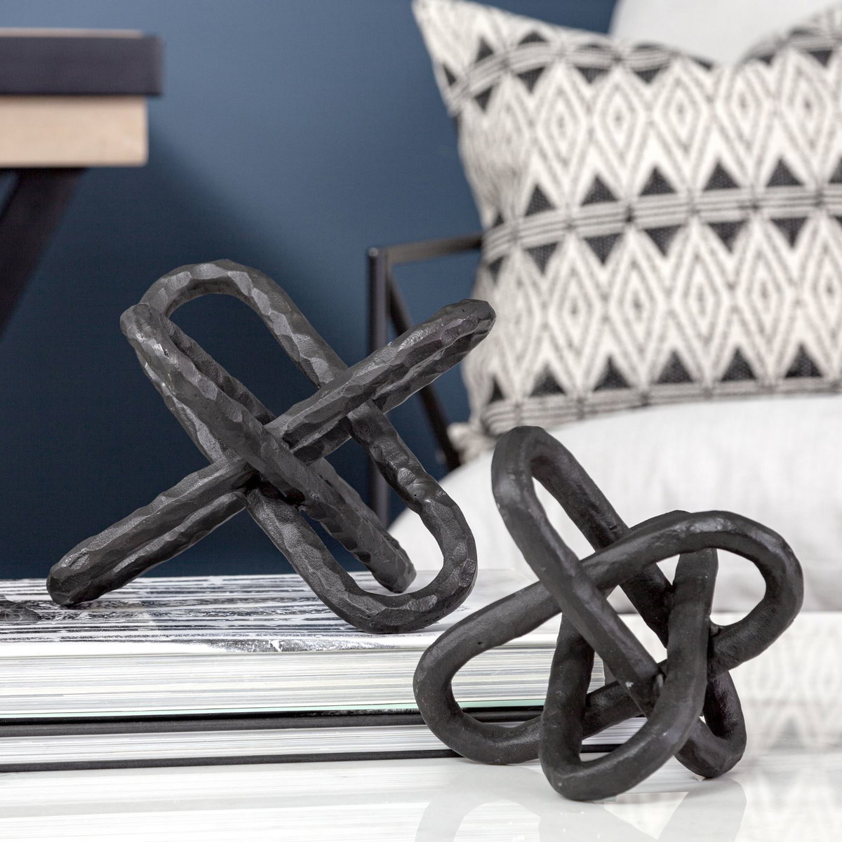 Wilhelm II (Large) 10L x 10W Black Metal Link Decor Object, Decorative Object by Mercana, 10.14" length x 10.14" width x 10.14" height View 3