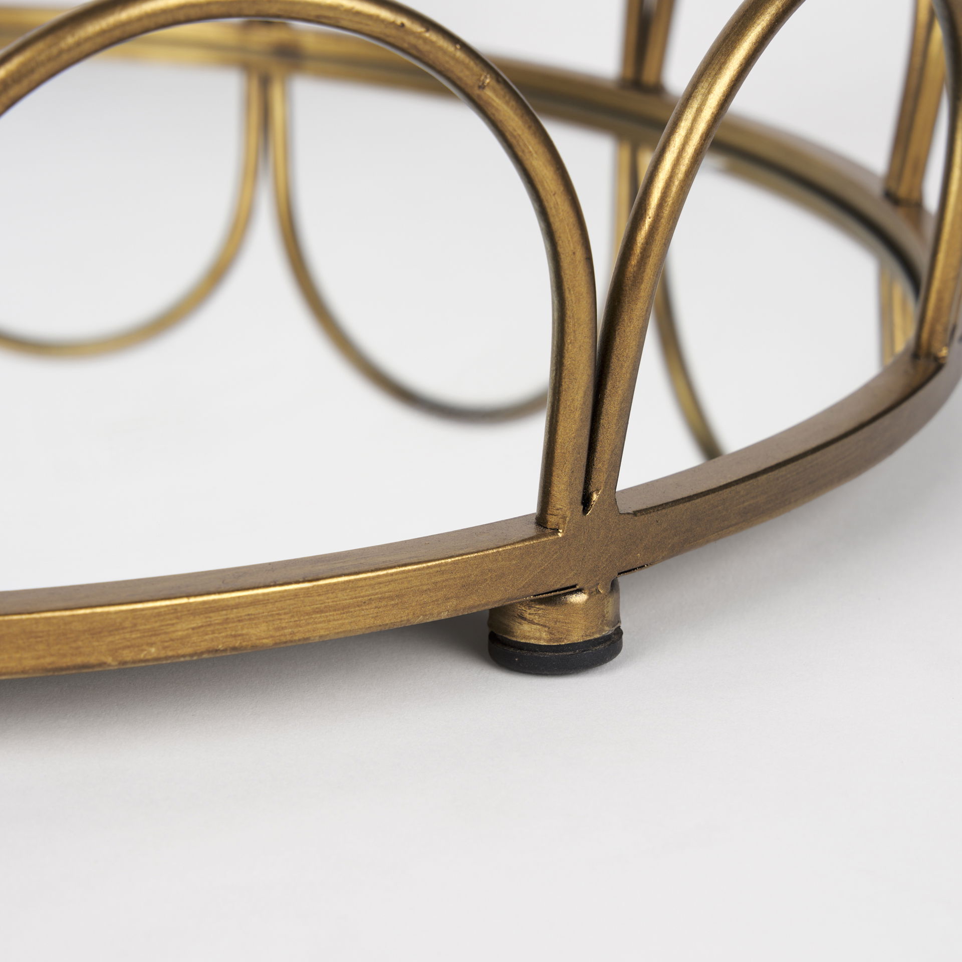 Lenore Round Metal/Mirror Tray Gold (Set of 2) large image 