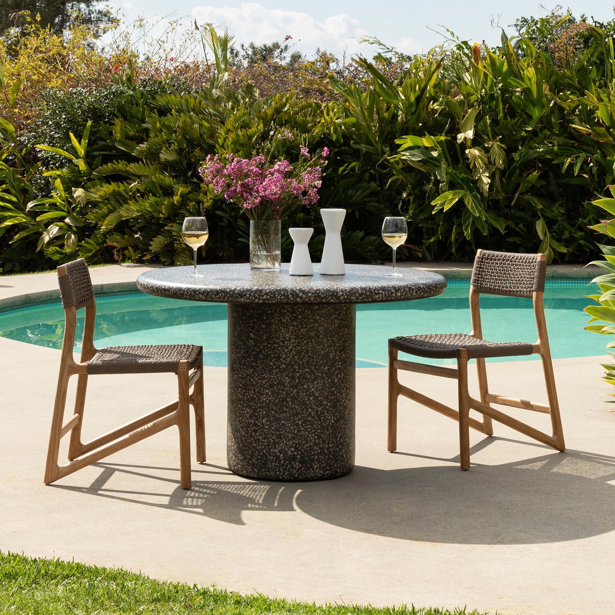 Cassius Outdoor Dining Table Black, by Dovetail, 48" width x 30.5" height x 48" diameter x 48" depth View 3