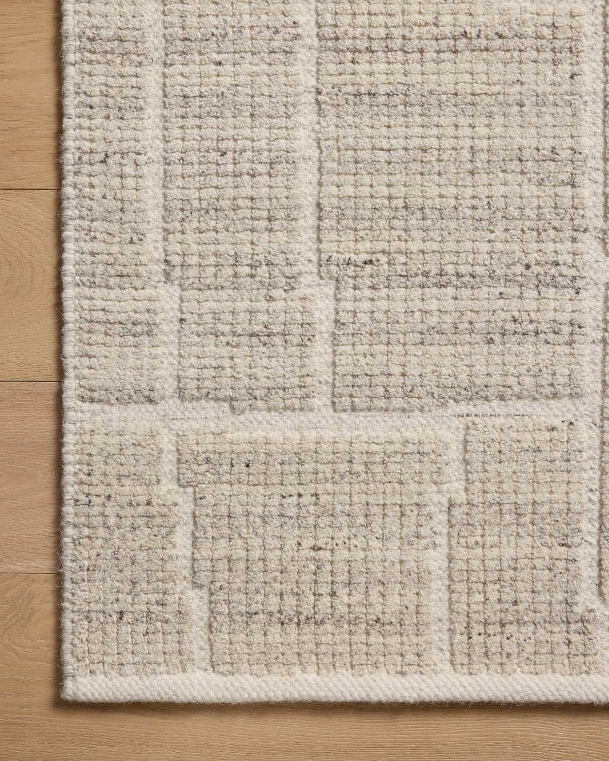 Loloi Asha Rug, 2' length x 3' width View 3