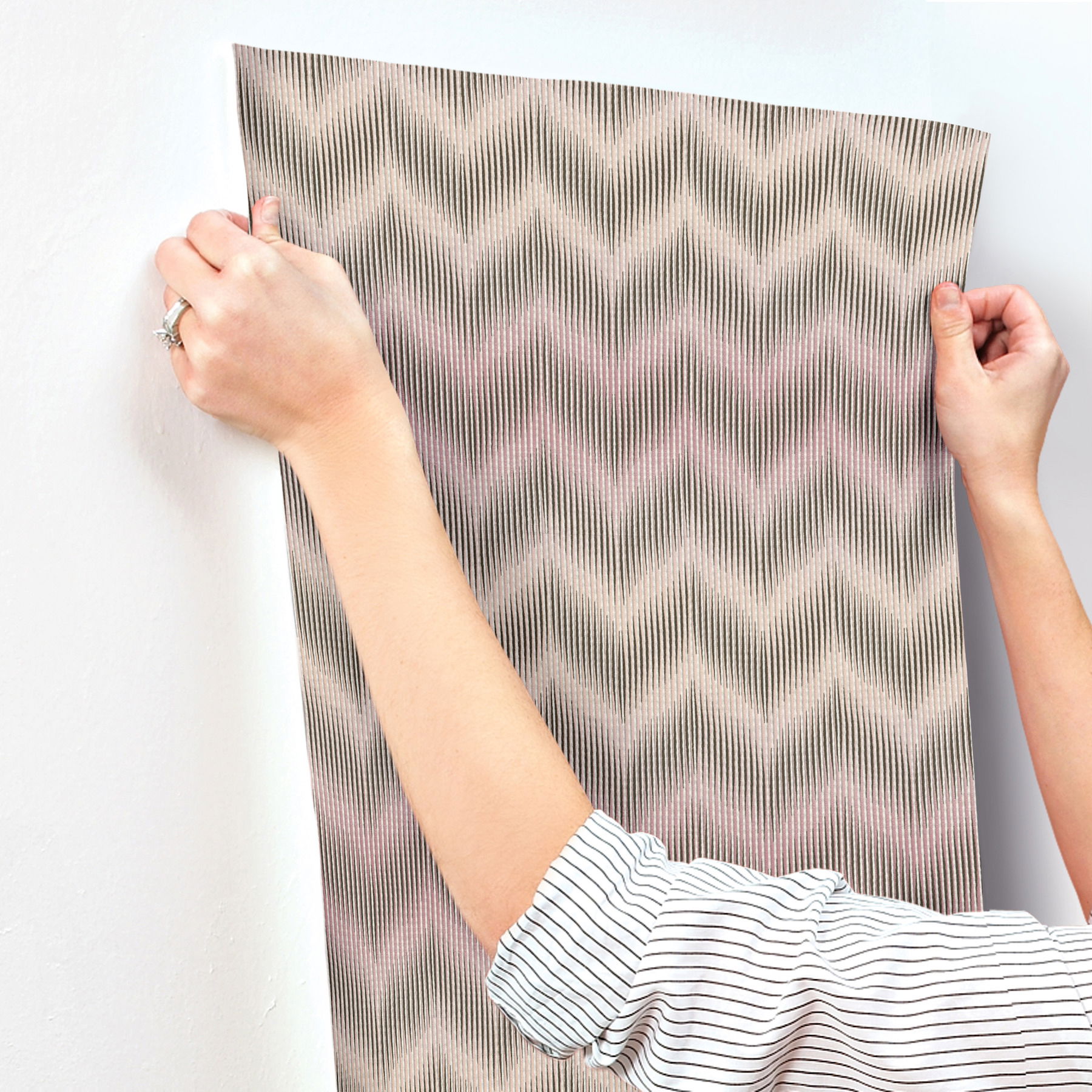 Ande Pink Wallpaper large image 