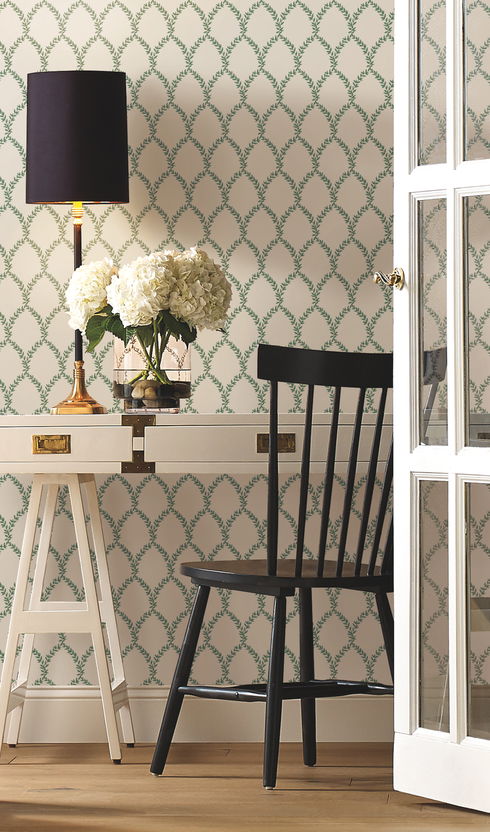 Laurel Green & White Wallpaper